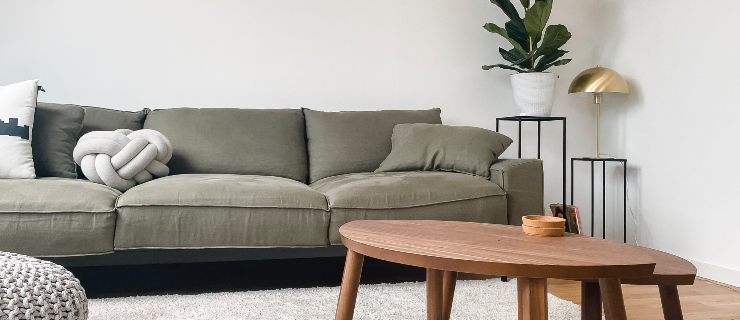 image of a sofa room